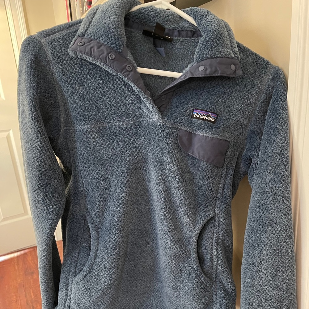 Patagonia fleece size small
